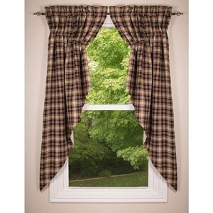 Home Collections by Raghu Primitive Home Decors Hartford Barn Red 72" Wide x 63"